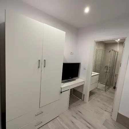 Bi-apartamento Bonito Y Coqueto Junto Corte Ingles Centro Apartment