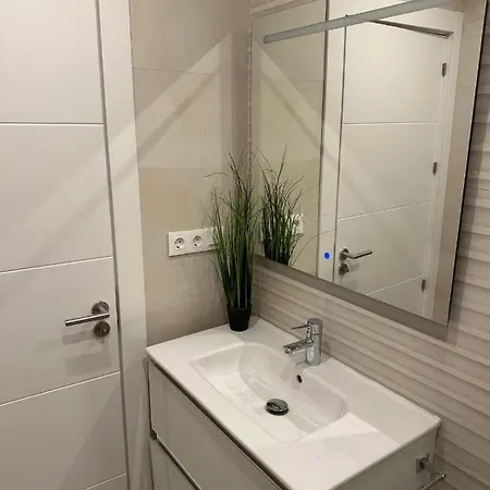 Bi-apartamento Bonito Y Coqueto Junto Corte Ingles Centro Granada
